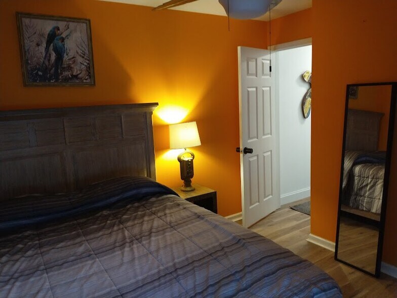 Bedroom - 2692 Le Sabre Pl