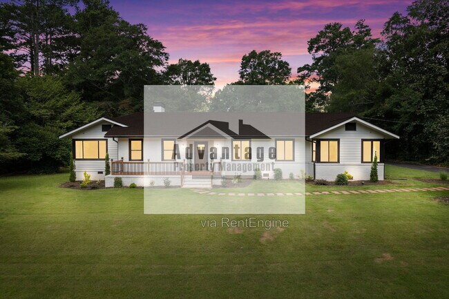 Building Photo - 1099 Pine Valley Rd