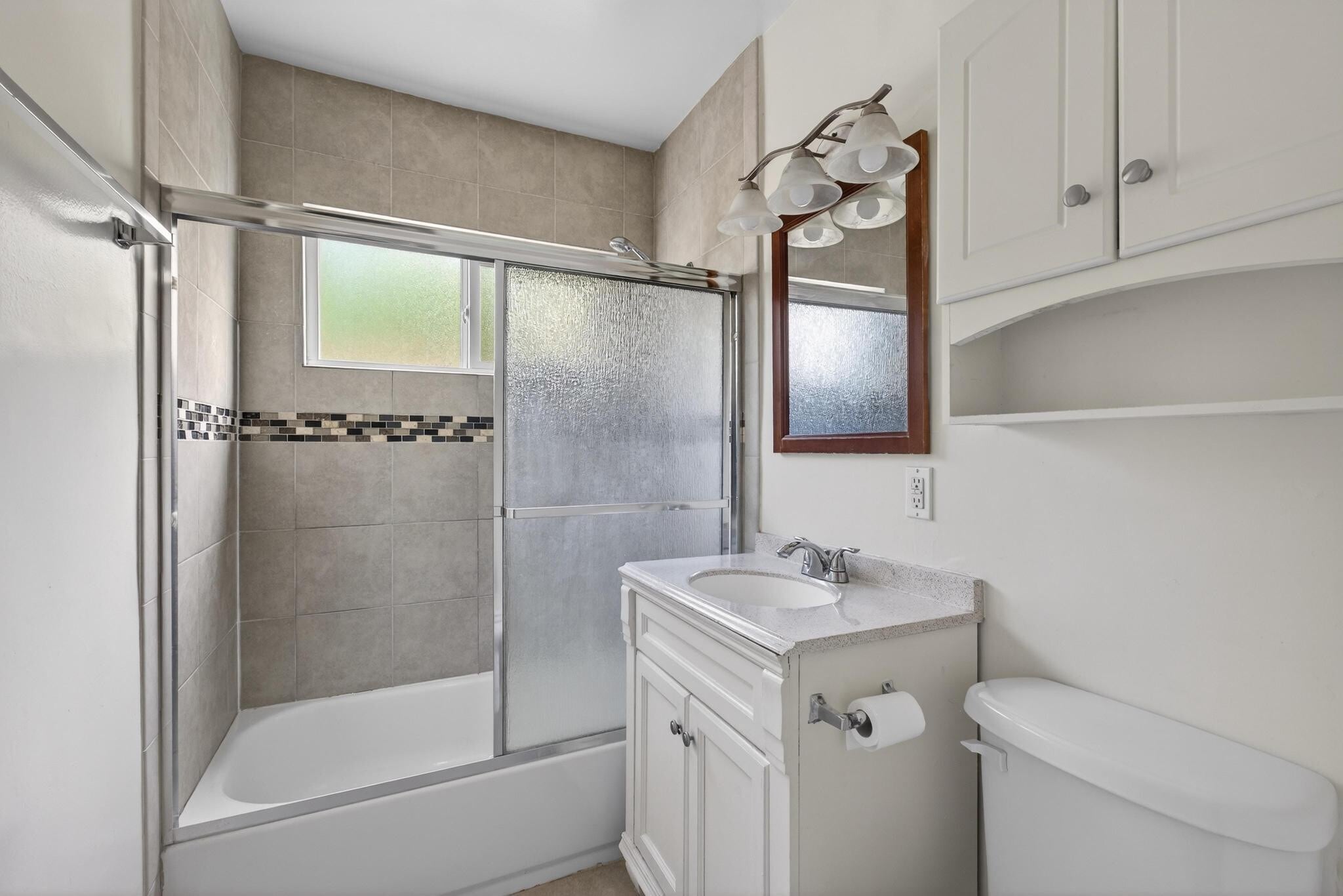 Building Photo - 25218 Loytan St