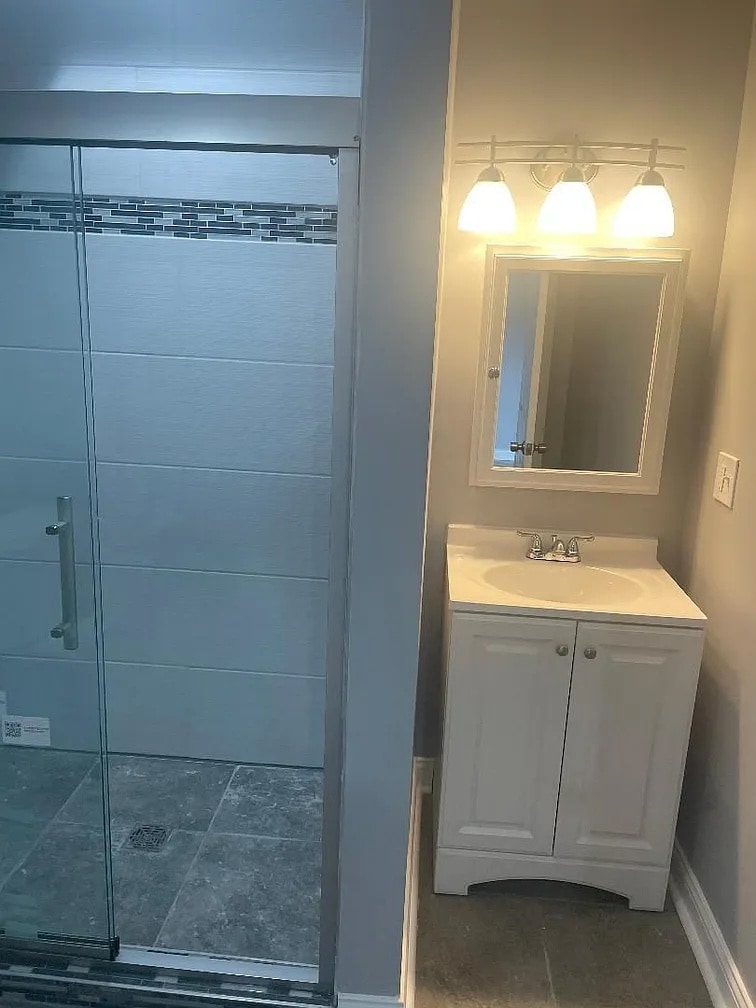 Building Photo - 3021 E 138th Pl