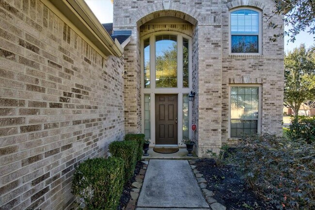 Building Photo - 4531 Long Creek Dr