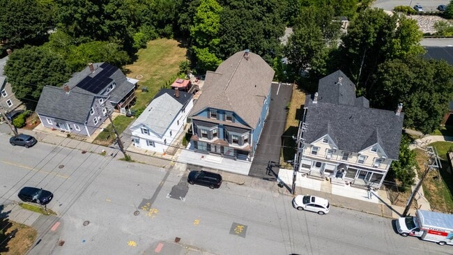 Building Photo - 48-50 Water st - Unit 3