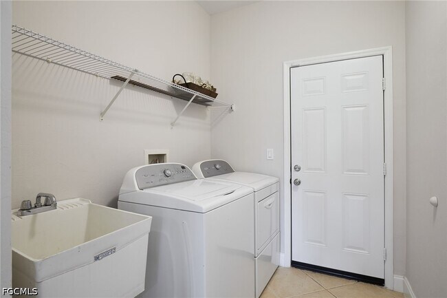 Building Photo - 3151 Midship Dr