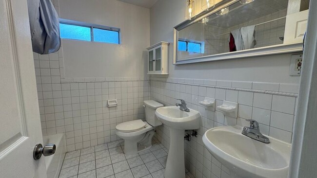 Building Photo - 2430 Bancroft Ave