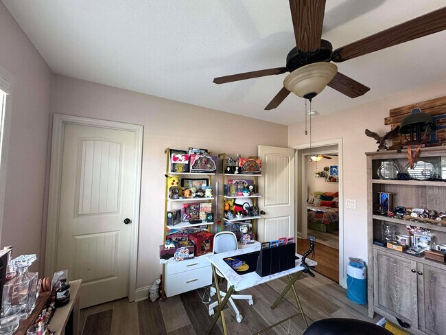 Building Photo - 61 Boulder Dr