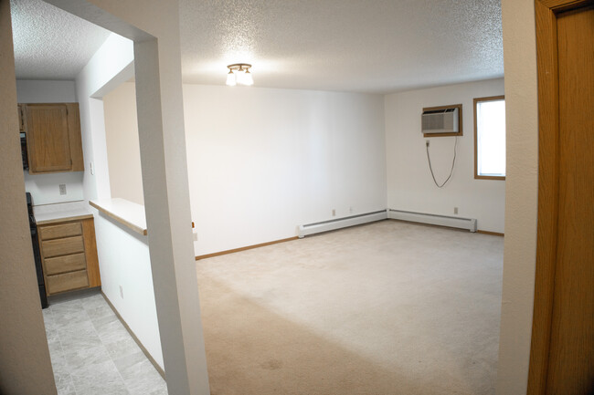 Building Photo - College Park Apartments