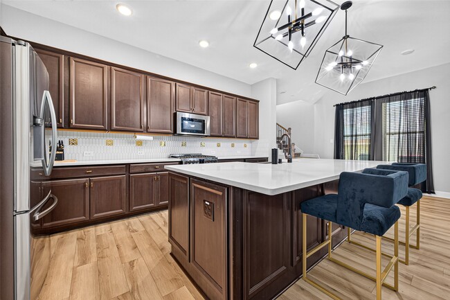 Building Photo - 23722 Pullin Market Dr