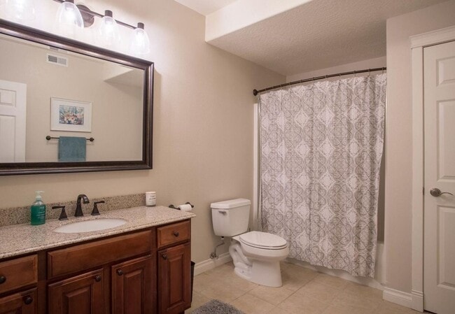 Building Photo - Executive Rental - Stone Mountain - 5 Bed - 3 Bath