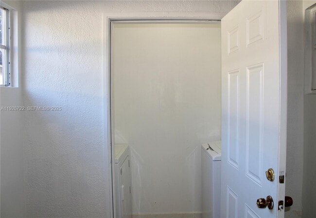 Building Photo - 300 SW 8th St