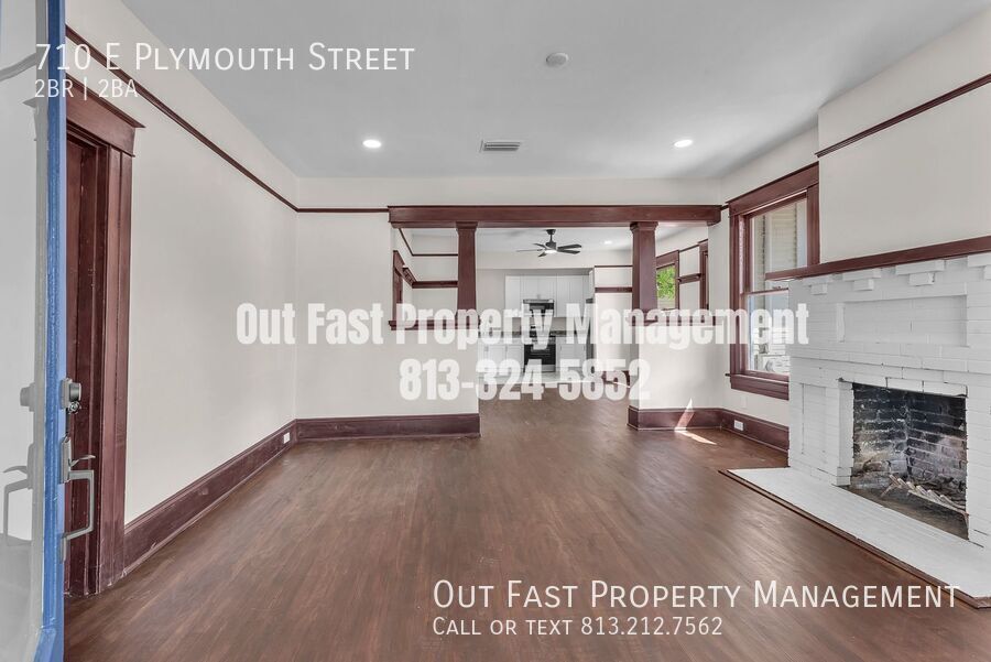 Building Photo - 710 E Plymouth St