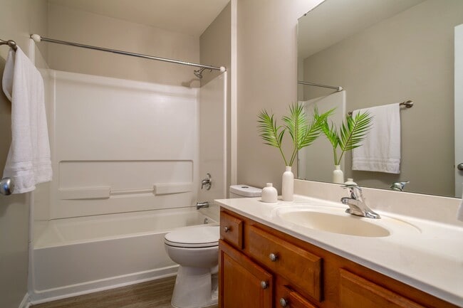 Building Photo - 192 Sonata Cir