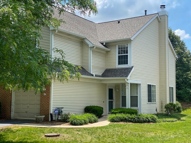 Primary Photo - 2972 Waters Edge Cir