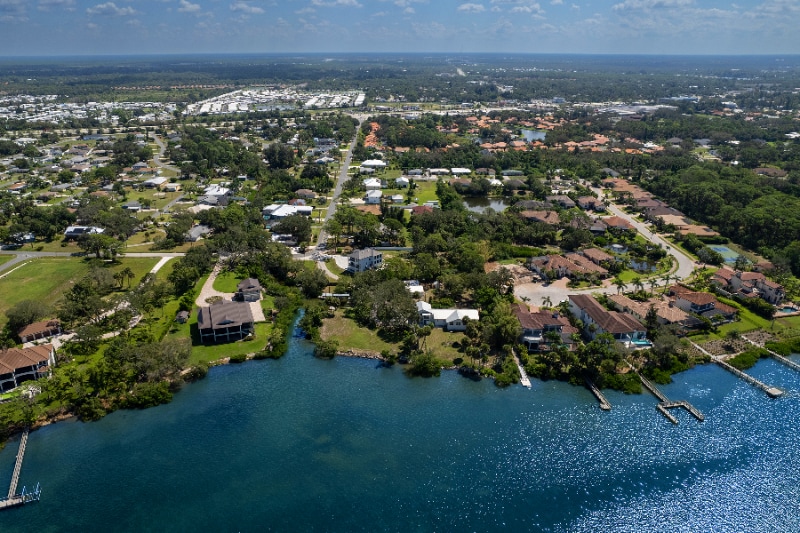 Building Photo - 331 Roberts Rd