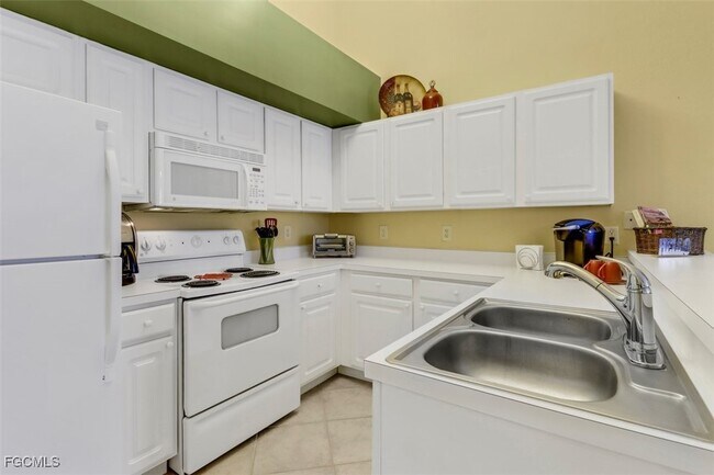 Building Photo - 4105 Residence Drive