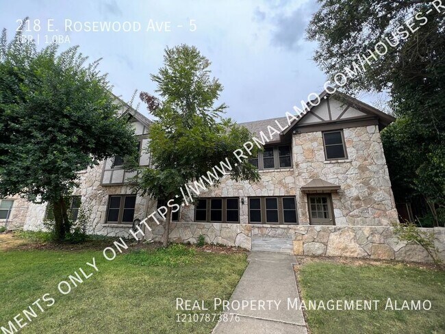 Primary Photo - 218 E Rosewood Ave