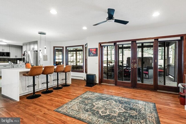 Building Photo - 761 Timberlake Dr