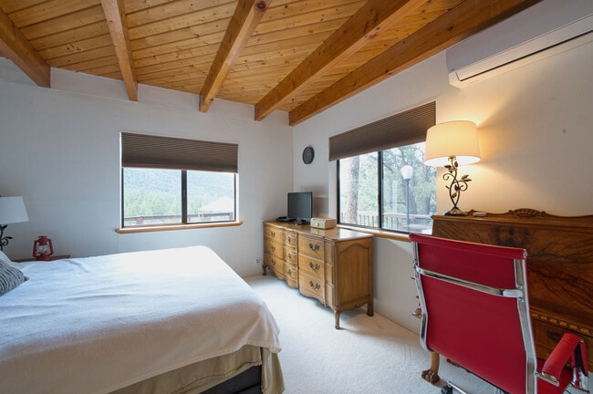 Building Photo - 16717 Quail Pl