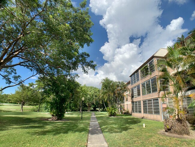 Building Photo - 8370 Sands Point Blvd