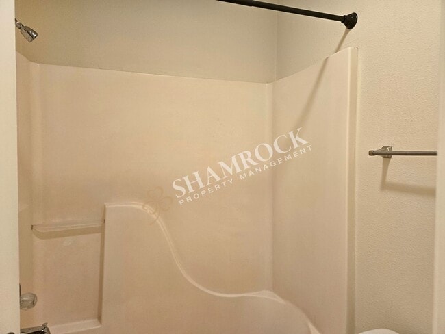 Building Photo - Park Place Duplex