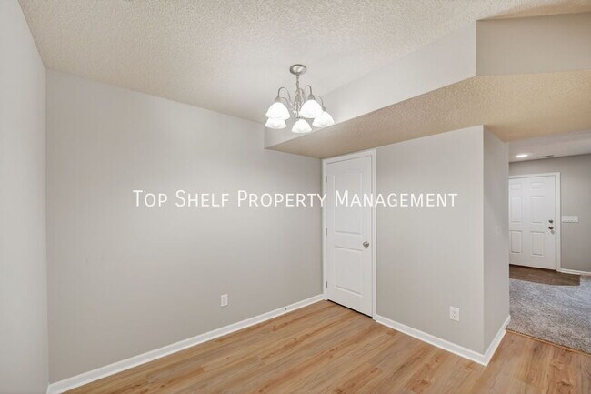 Building Photo - 9125 Greenspire Dr