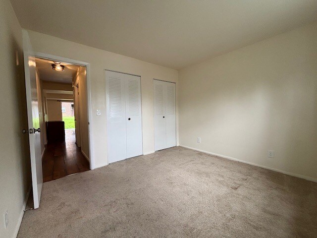 Building Photo - 222 Timber Trl