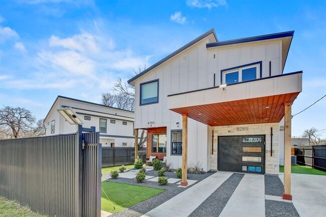 Building Photo - 4703 Louis Ave