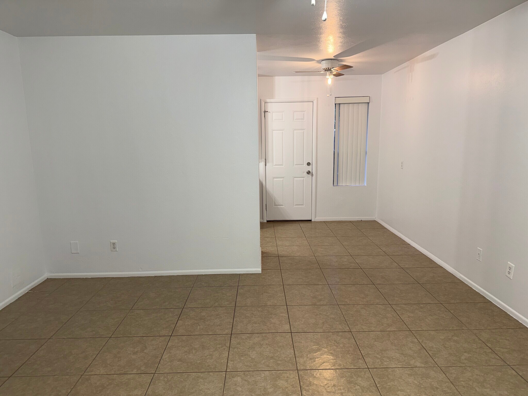 Building Photo - 7130 N 54th Ave