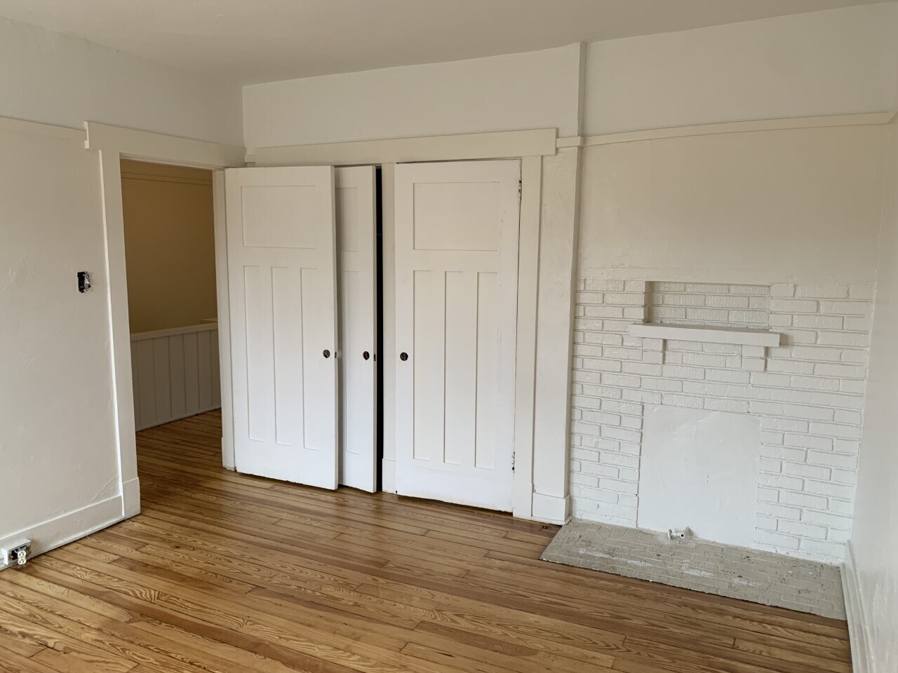 Building Photo - 1653 Chislett St