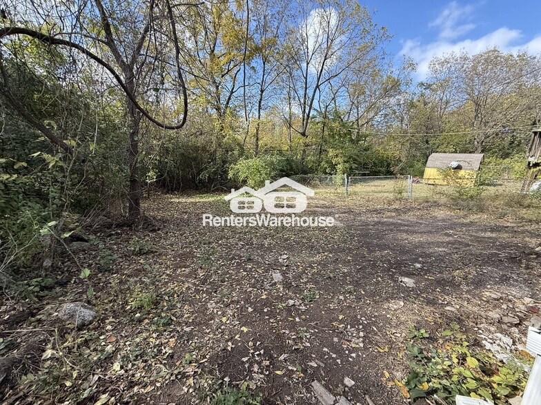 Building Photo - 4434 Park Ave