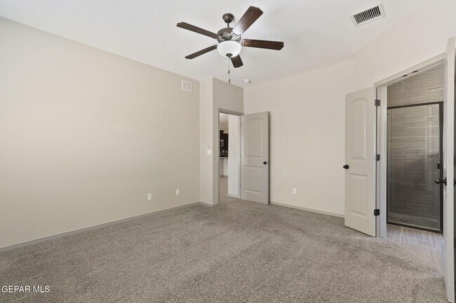 Building Photo - 14916 Tierra Coruna Ave