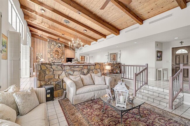Building Photo - 3970 Prairie Dunes Dr