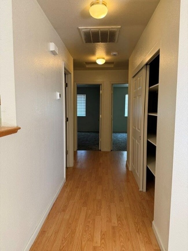 Building Photo - LI705-Gifford,Charles