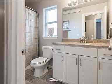 Building Photo - 1642 NW 5th Ave