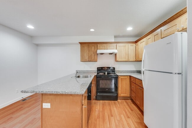 Building Photo - 2018-BUILT HOME NEAR DOWNTOWN HILLSBORO - 3BR/2.5BA WITH ATTACHED FINISHED GARAGE, PET-FRIENDLY