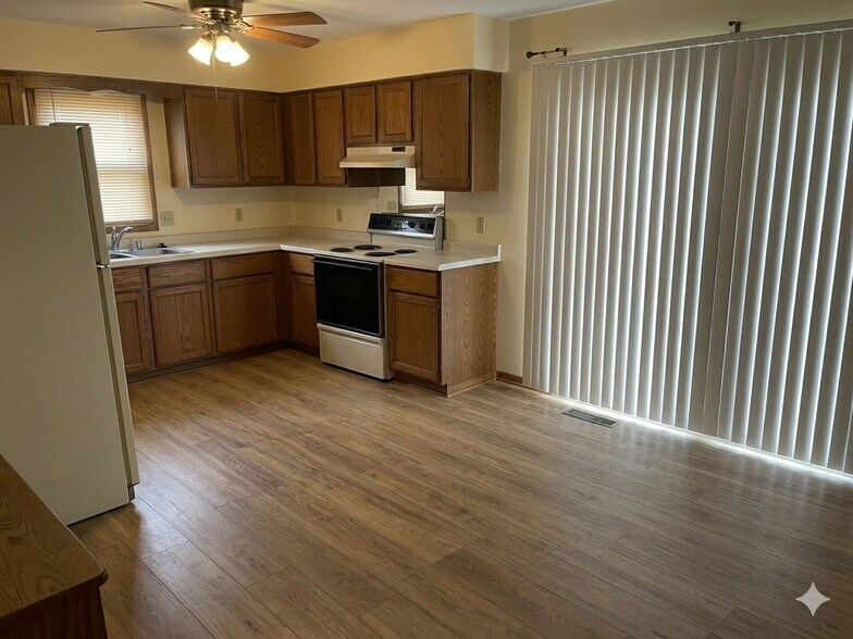 Building Photo - 117 Kilps Ct W