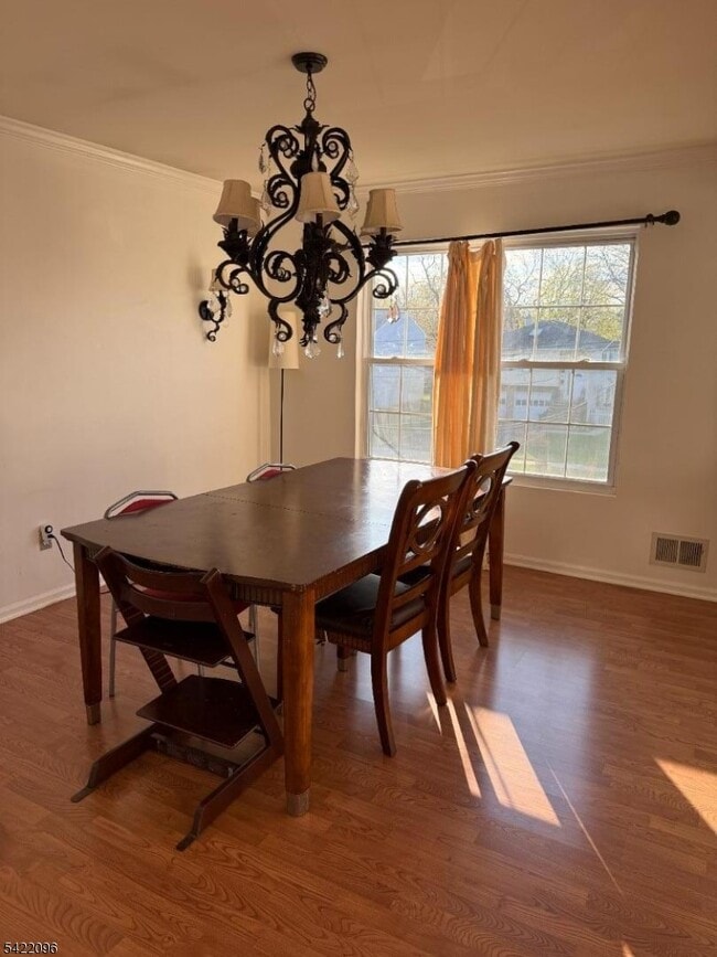 Building Photo - 518 Downer St