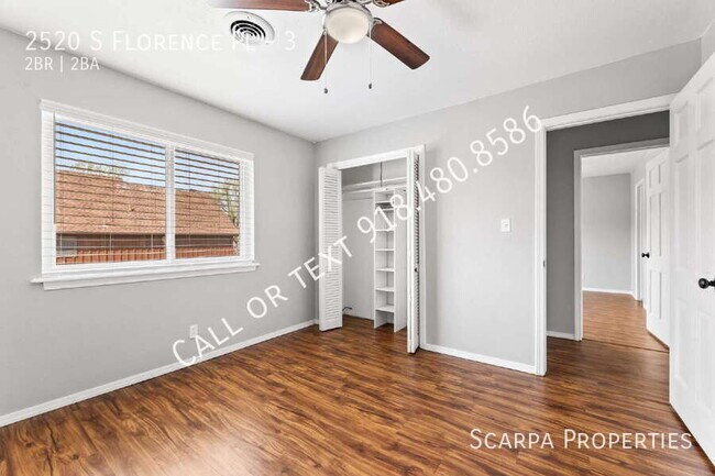 Building Photo - 2520 S Florence Pl