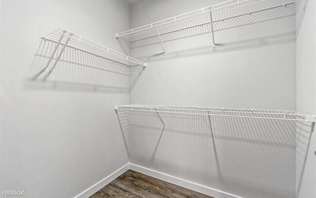 Building Photo - 2 br, 2 bath Condo - 1590 W Frontier Pkwy