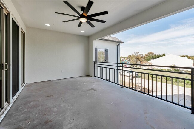 Building Photo - 119 Capetown Ln