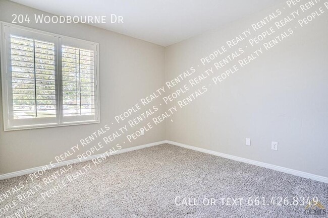 Building Photo - 204 Woodbourne Dr