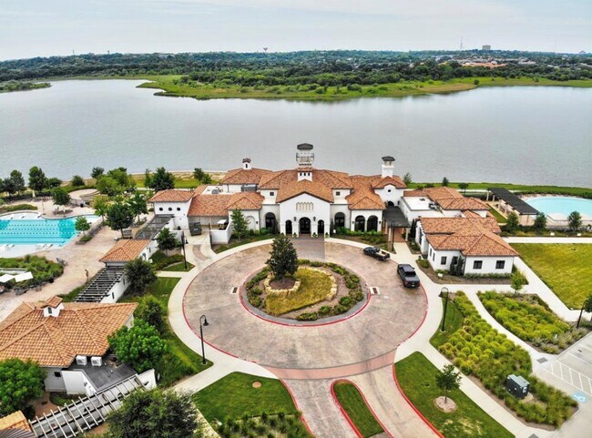 Building Photo - 3927 Cascade Sky Dr