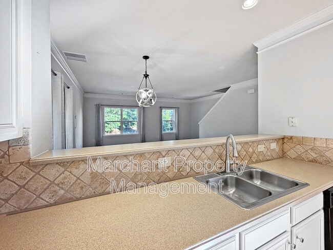 Building Photo - 311 Pampas Ct