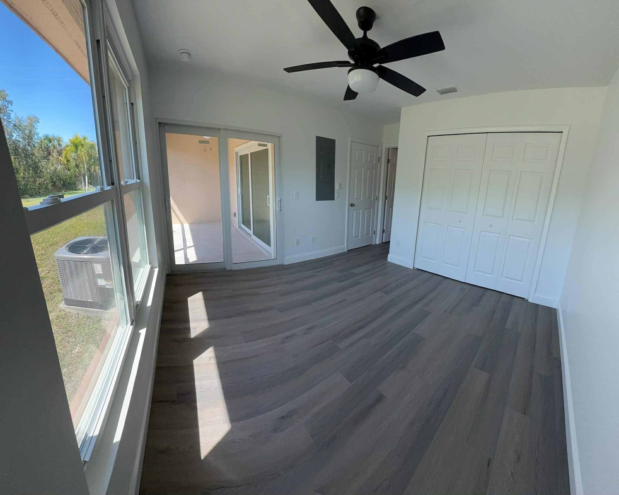 Building Photo - 16881 Davis Rd