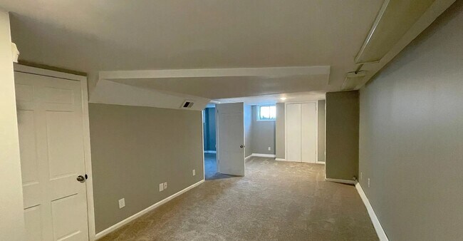 Building Photo - Move-In Special: Half Off First Full Month or One Month Free with Extended Lease!