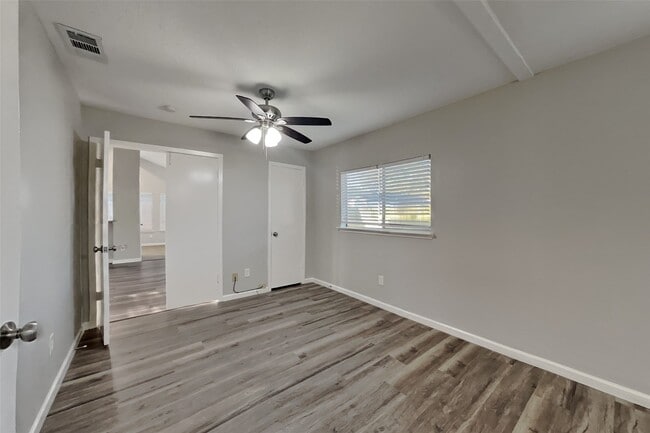 Building Photo - 2203 Wheathall Camp Ln