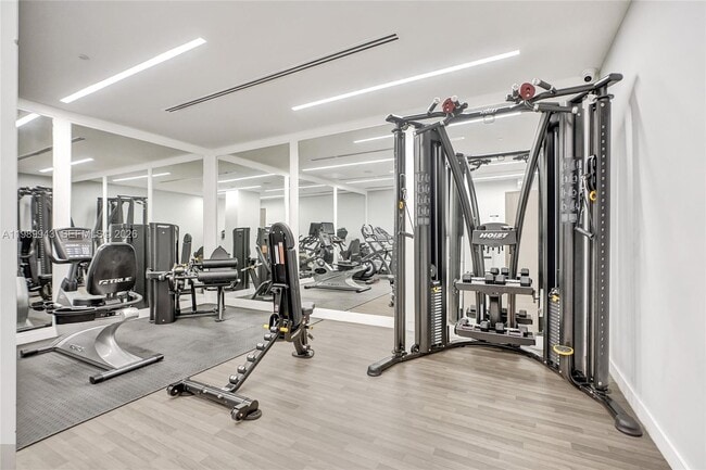 Building Photo - 10175 Collins Ave