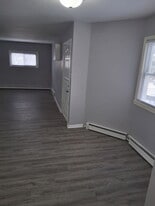 Building Photo - 254 E Jackson St