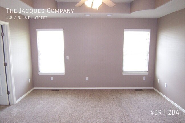 Building Photo - 4 Bedroom 2 Bath in Turnberry Estates, Nor...