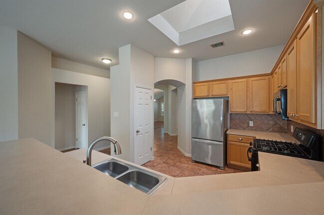 Building Photo - 20305 Kearney Hill Rd