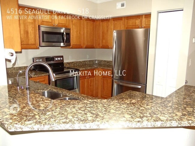 Building Photo - 4516 Seagull Dr